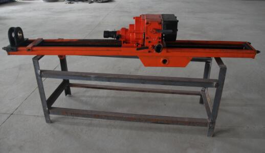 1800公里，只為看看這臺氣動架柱式鉆機(jī)